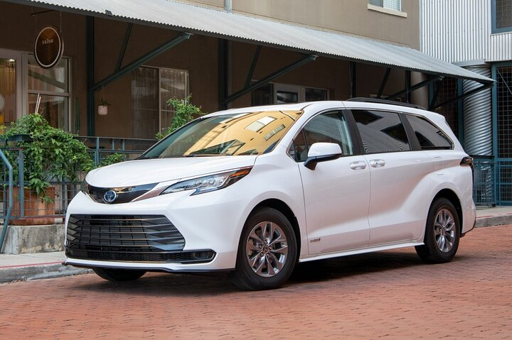 Private Transfer from Busan hotels to Busan Cruise Port - Photo 1 of 7